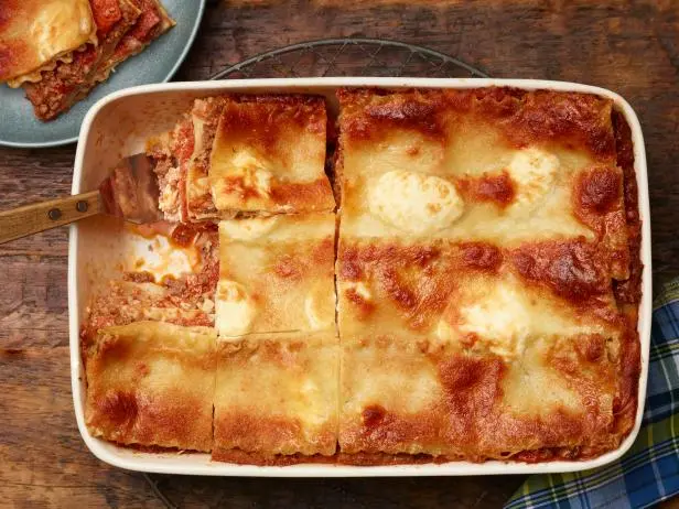 Cowboy Lasagna Recipe | Trisha Yearwood | Food Network