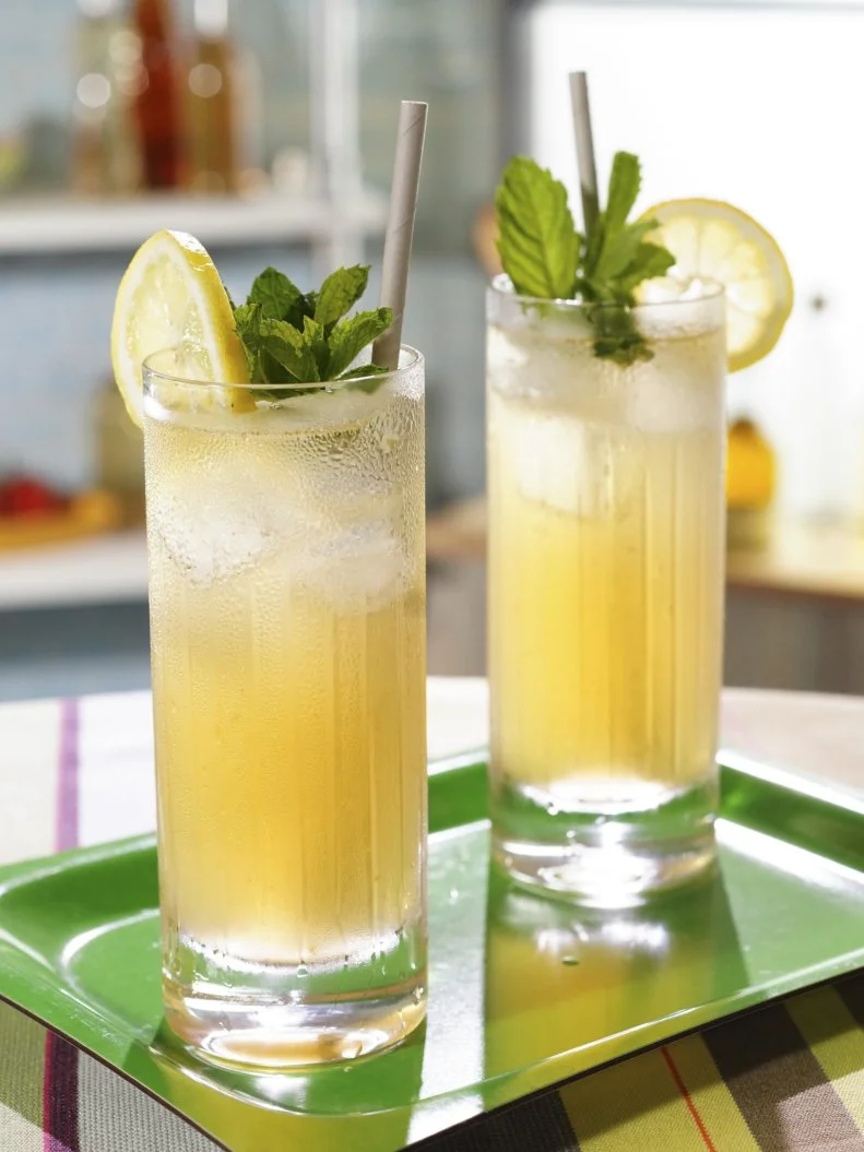 Geoffrey Zakarian's Spiked Lemon Iced Tea, Beauty, as seen on The Kitchen, Season 40