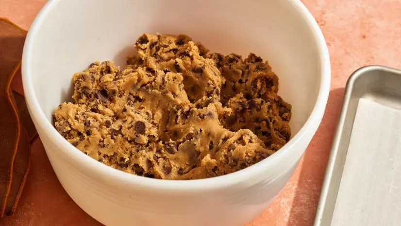 Gooey Chocolate Chip Cookies
