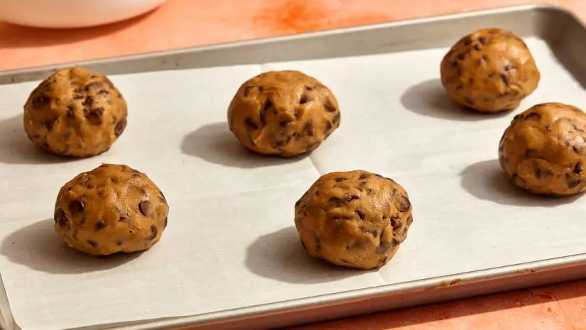 Gooey Chocolate Chip Cookies
