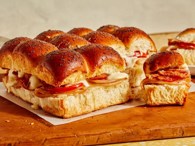 Kentucky Hot Brown Pull-Apart Sliders