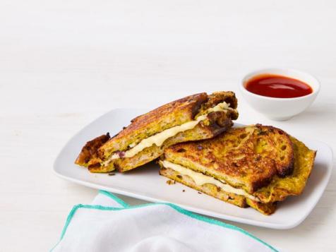 M﻿asala Omelet Sandwich
