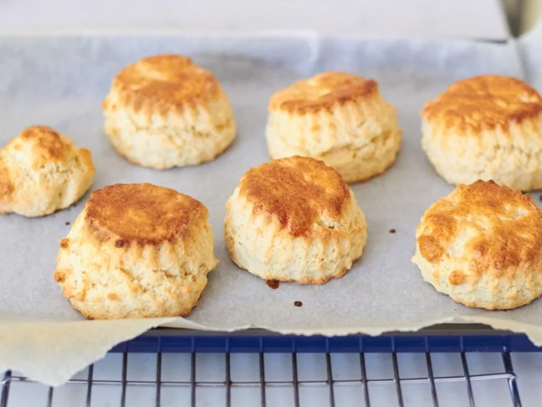 Homemade scones on a cooling tray