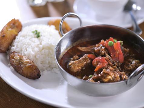 Rabo Encendido (Cuban Oxtail Stew)
