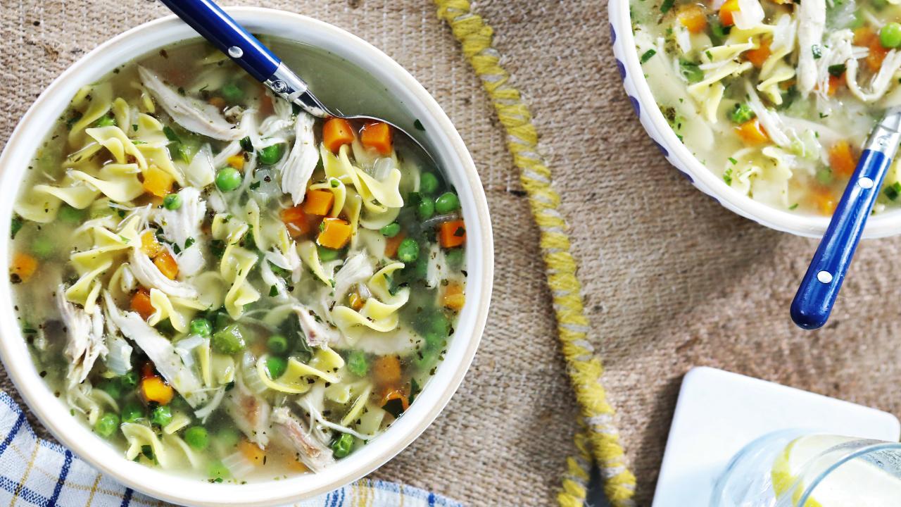 https://food.fnr.sndimg.com/content/dam/images/food/fullset/30/0/QK603_kardea-brown-hearty-homestyle-chicken-noodle-soup_s4x3.jpg.rend.hgtvcom.1280.720.suffix/1640883349162.jpeg