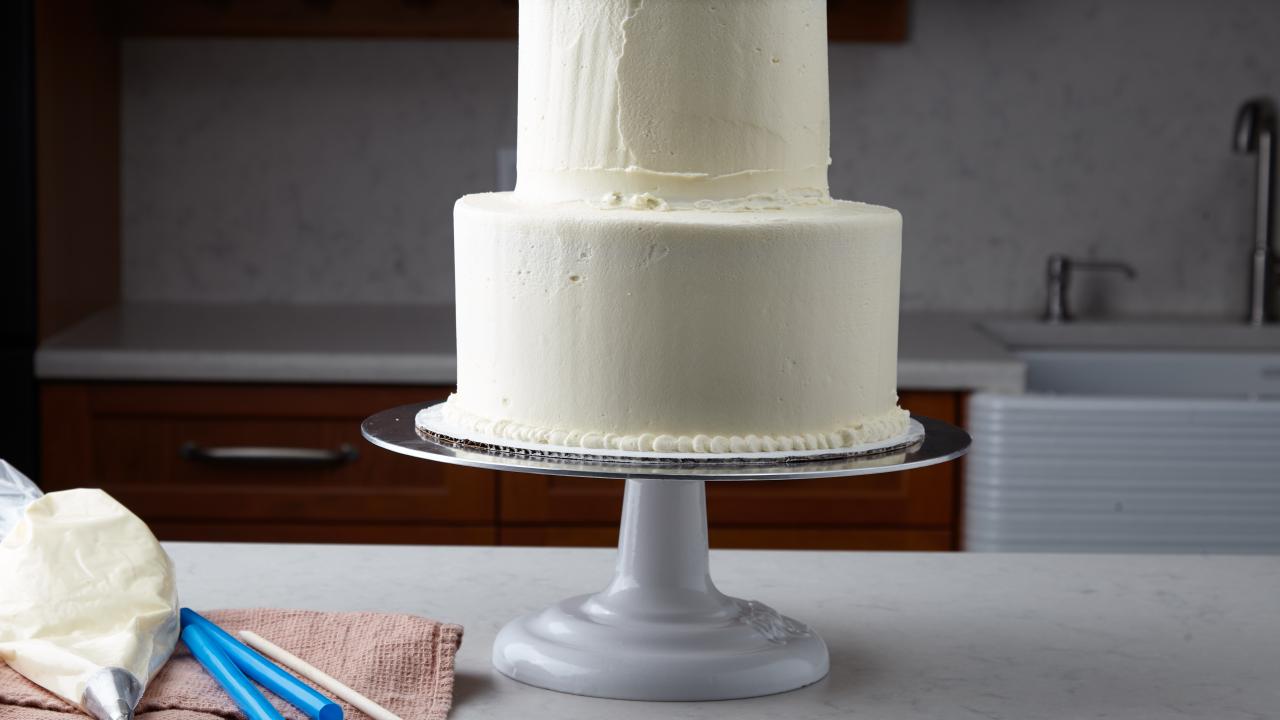 white fondant wedding cake with sugar flower – Jeannette's Custom Cakes
