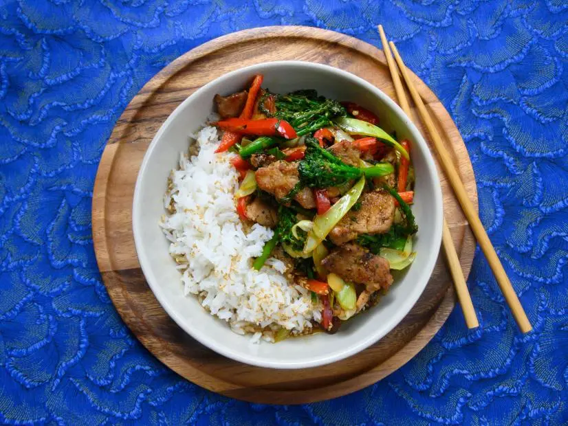 Host Rachael Ray's teriyaki stir fry, as seen on Food Network.