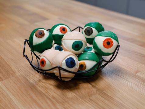 Eyeball Cake Balls