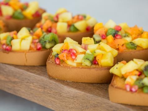 Pound Cake Bruschetta with Tropical Salsa