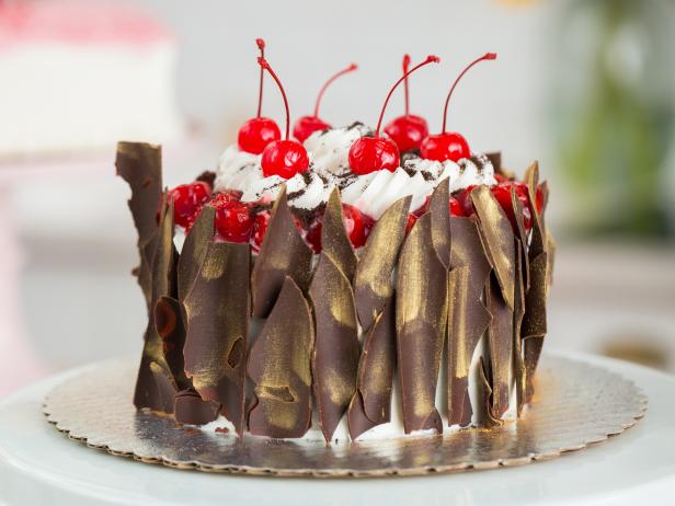 Easy Black Forest Cake Recipe | German Chocolate Cake