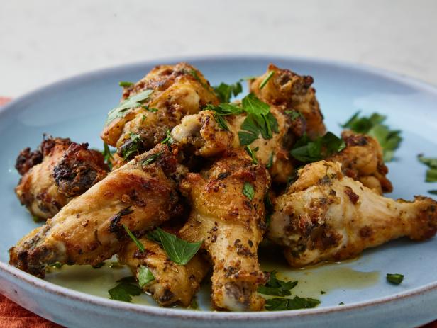 Roasted Herb Wings image