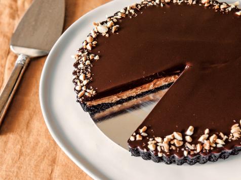 Peanut Butter Cup Tart with Chocolate Cookie Crust