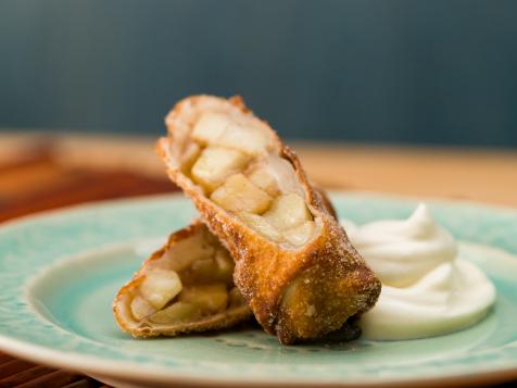 Apple Pie Lumpia (Egg Rolls)