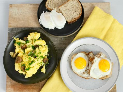 The BEST Scrambled Eggs - Light & Fluffy! - Julie's Eats & Treats ®