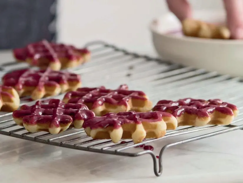Ch 2, Drizzle/dunk/enrobe cookie process (glazed waffle cookies)