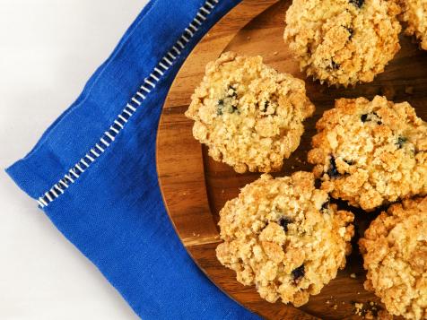 Bakery Style Blueberry Muffins
