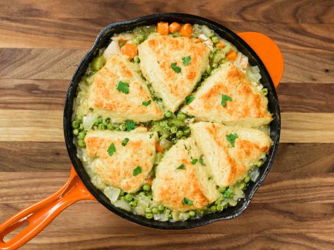 Weeknight Chicken and Biscuit Stew