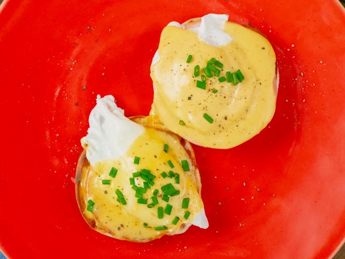 Classic Eggs Benedict Recipe Bobby Flay Food Network