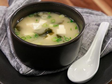 Miso Soup with Tofu and Seaweed