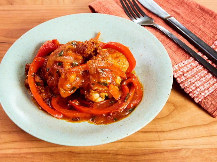 Braised Chicken Thighs with Tomatoes, Peppers and Onions Recipe
