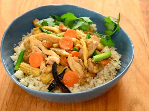 Thai Cashew Chicken with Cauliflower Rice