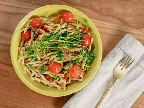 Pasta with Bacon-Peanut-Tomato Sauce