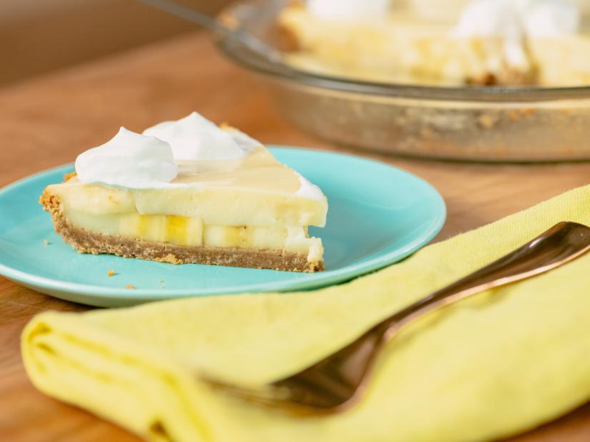 Ellie Krieger features Banana Cream Pie, as seen on Food Network Kitchen Live.