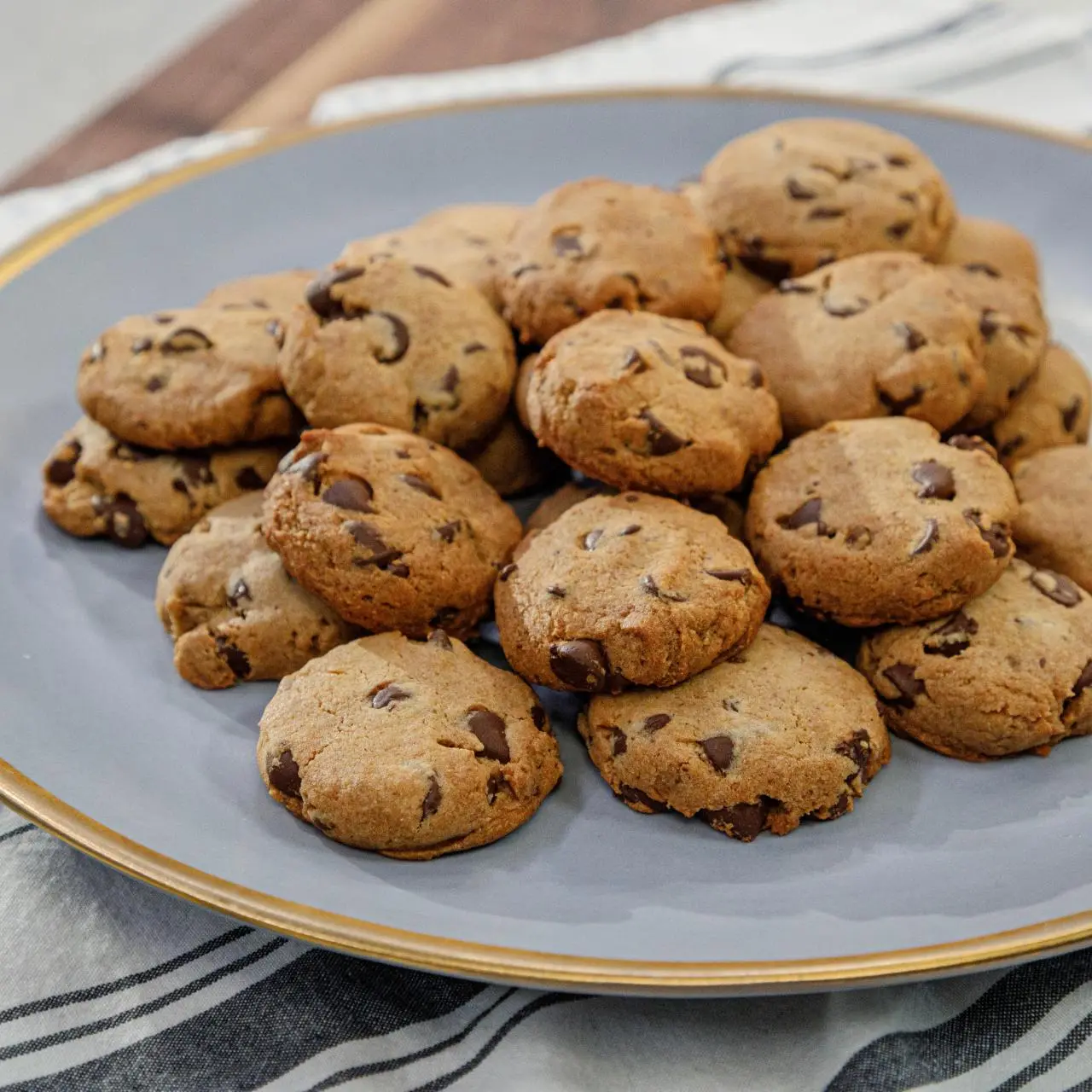小物 COOKY High Altitude Buckwheat Chocolate Chip Cookies (GF) - Curly Girl
