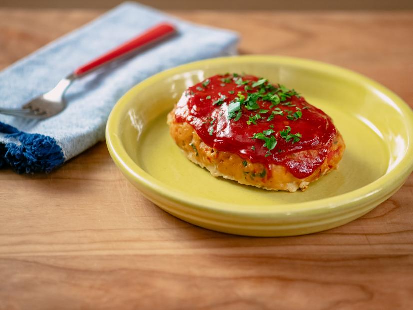 Elena Besser features Mini Turkey Meatloaves with Harissa Ketchup, as seen on Food Network Kitchen Live.