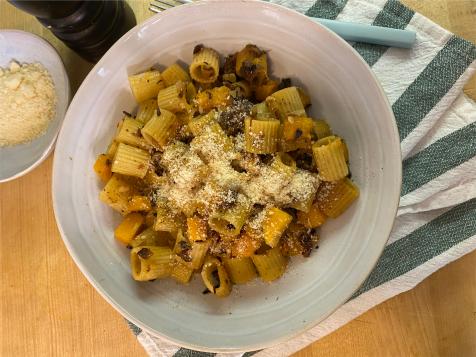Pasta with Butternut Squash and Mushrooms