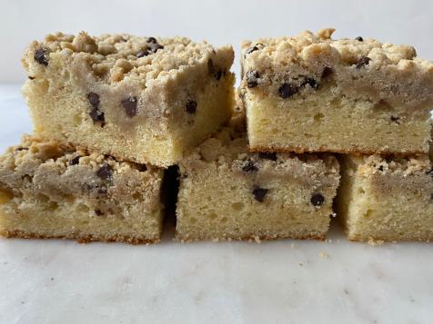 Classic Chocolate Chip Crumb Cake
