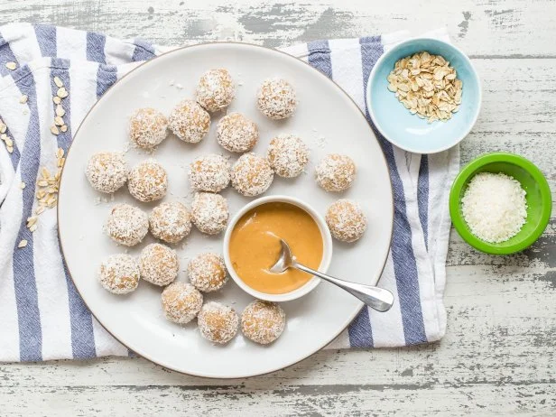 7 Easy and Delicious Protein Ball Recipes