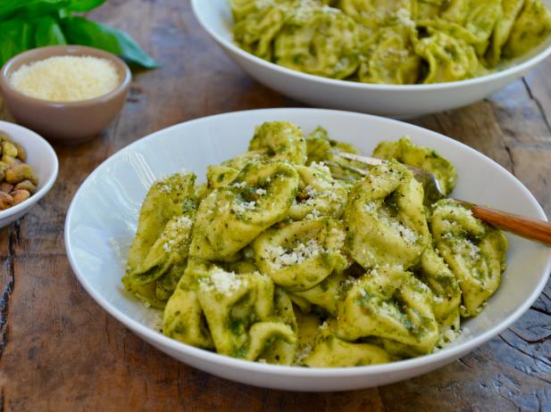 Pistachio Pesto Tortellini image