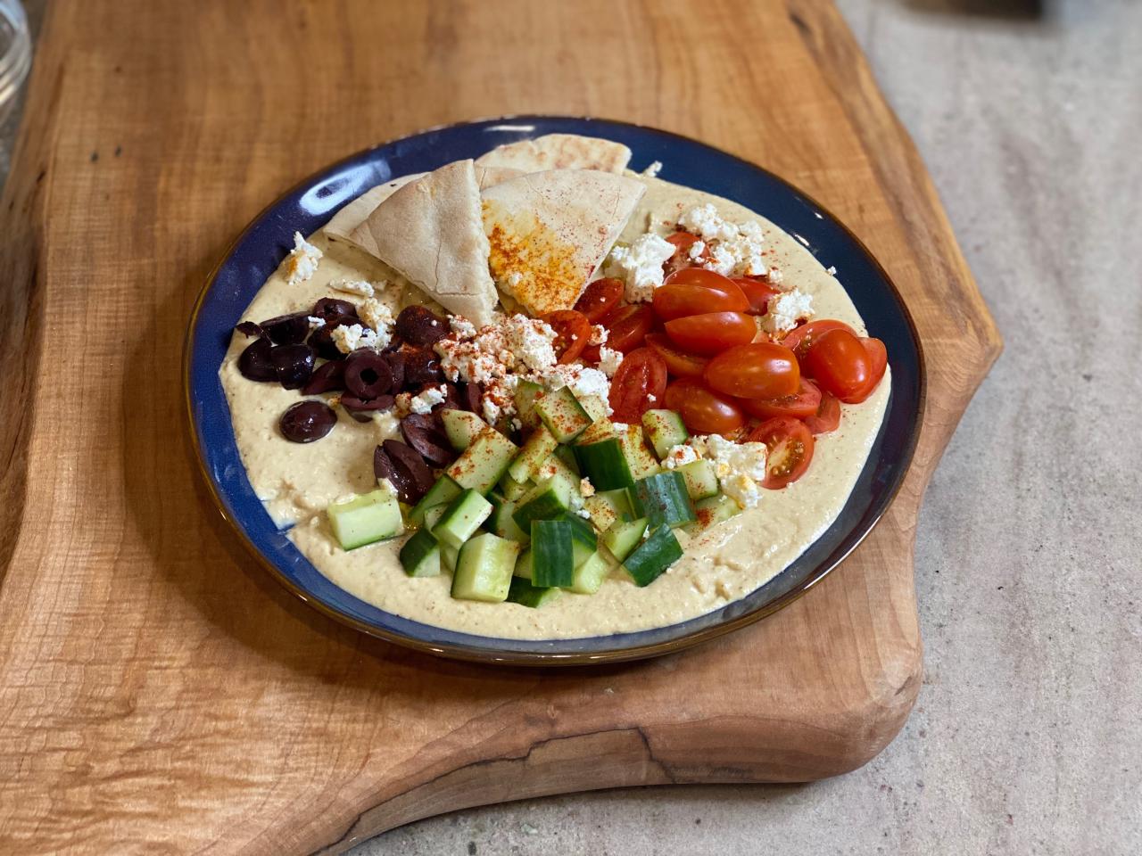 Cucumber Salad, Hummus & Pita Bento Box Lunch