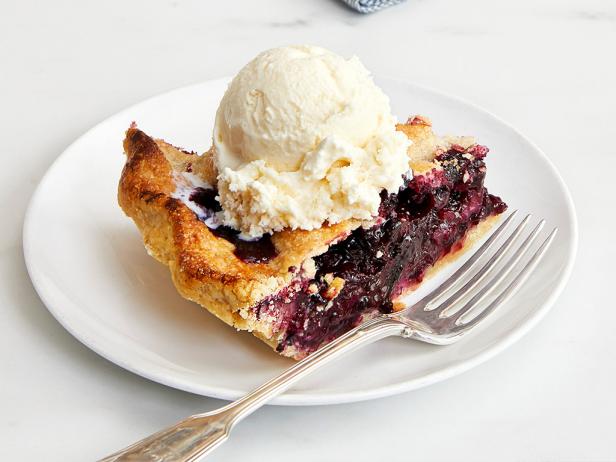 Fresh Blueberry Pie image