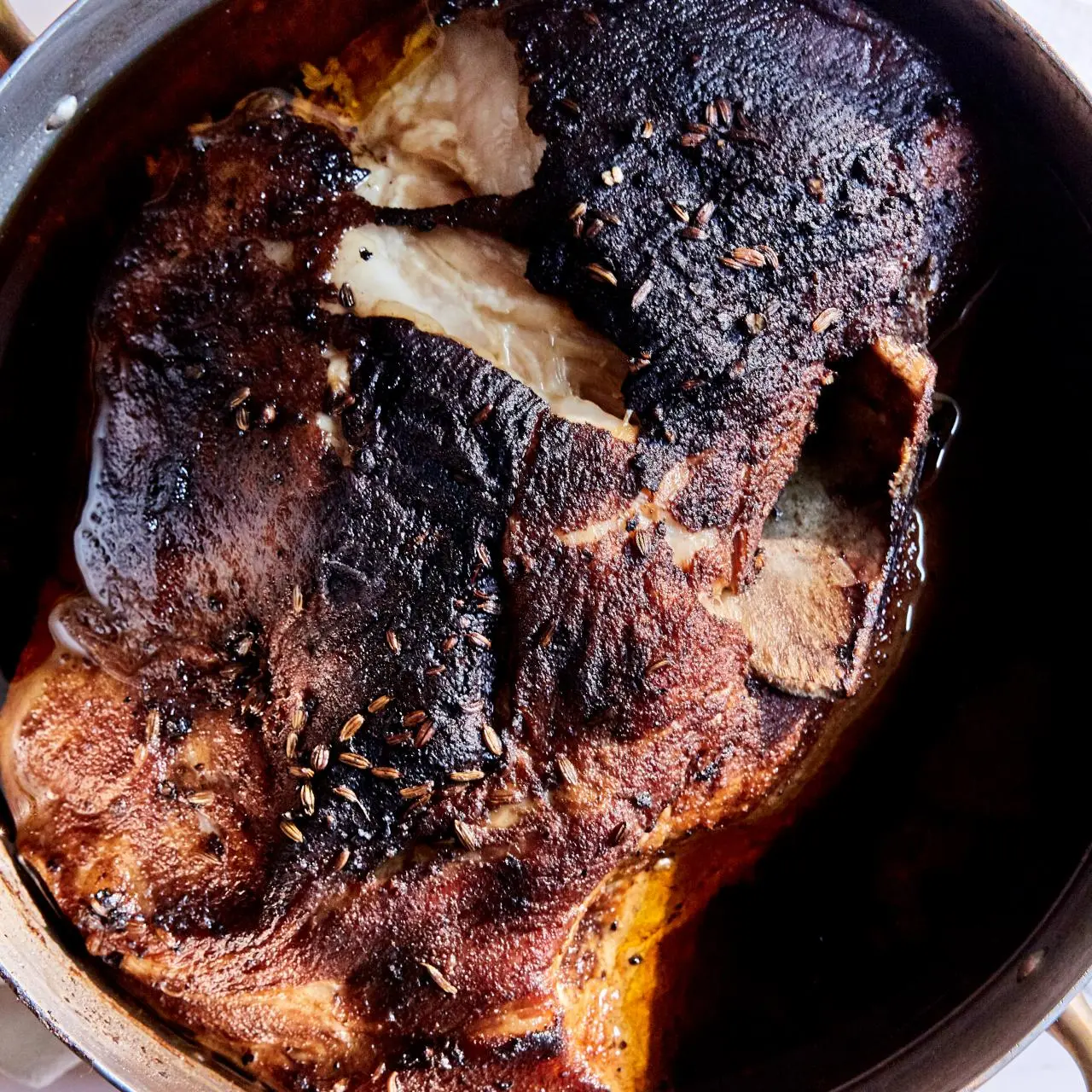 Dutch oven pork shoulder shop