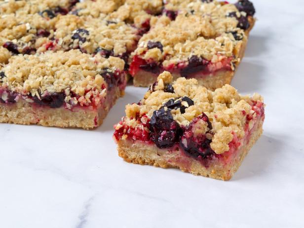 Berry Crumble Bars image