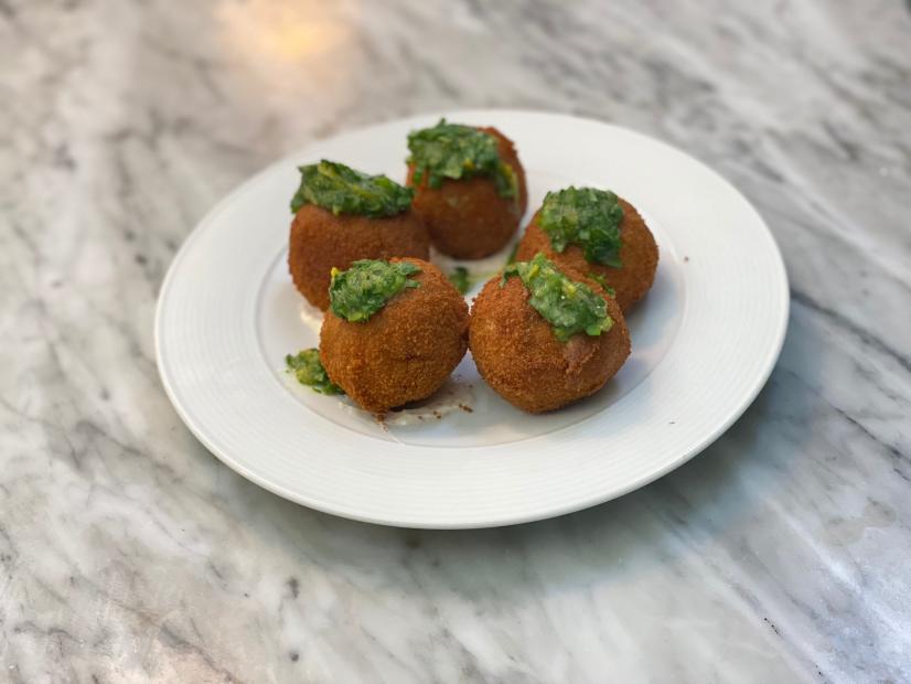 Scott Conant makes Arancini, as seen on Scott's Countdown to NYE, as seen on Food Network Kitchen
