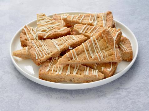Eggnog Shortbread Cookies
