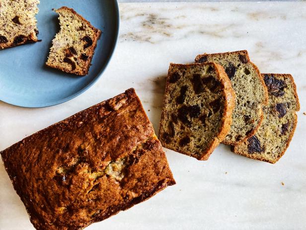 Moist Banana Bread With Dates Recipe