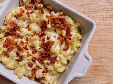 Mac 'n' Cheese with Roasted Jalapeños and Pancetta