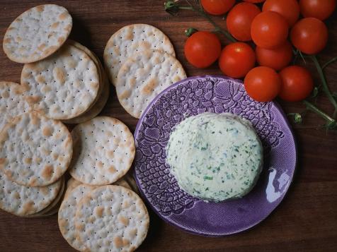 DIY Garlic Herb Cheese Wheels