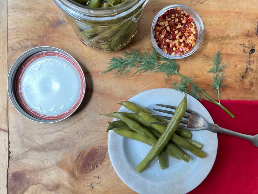 Virginia Willis shows us Quick Pickles 101 and makes Green Beans with a Master Vinegar Brine, as seen on her Course Canning, Pickling and Preserving with Virginia Willis on Food Network Kitchen.
