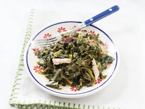 Southern Collard Greens with Smoked Turkey Leg and Roasted Garlic