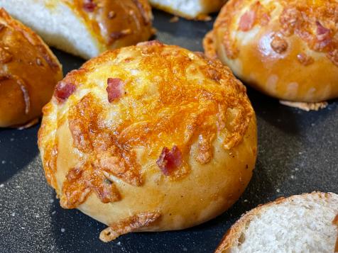 Bacon-Cheddar Buns