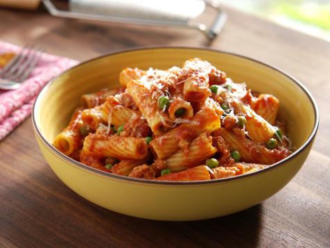 5-Ingredient Sausage and Pea Pasta