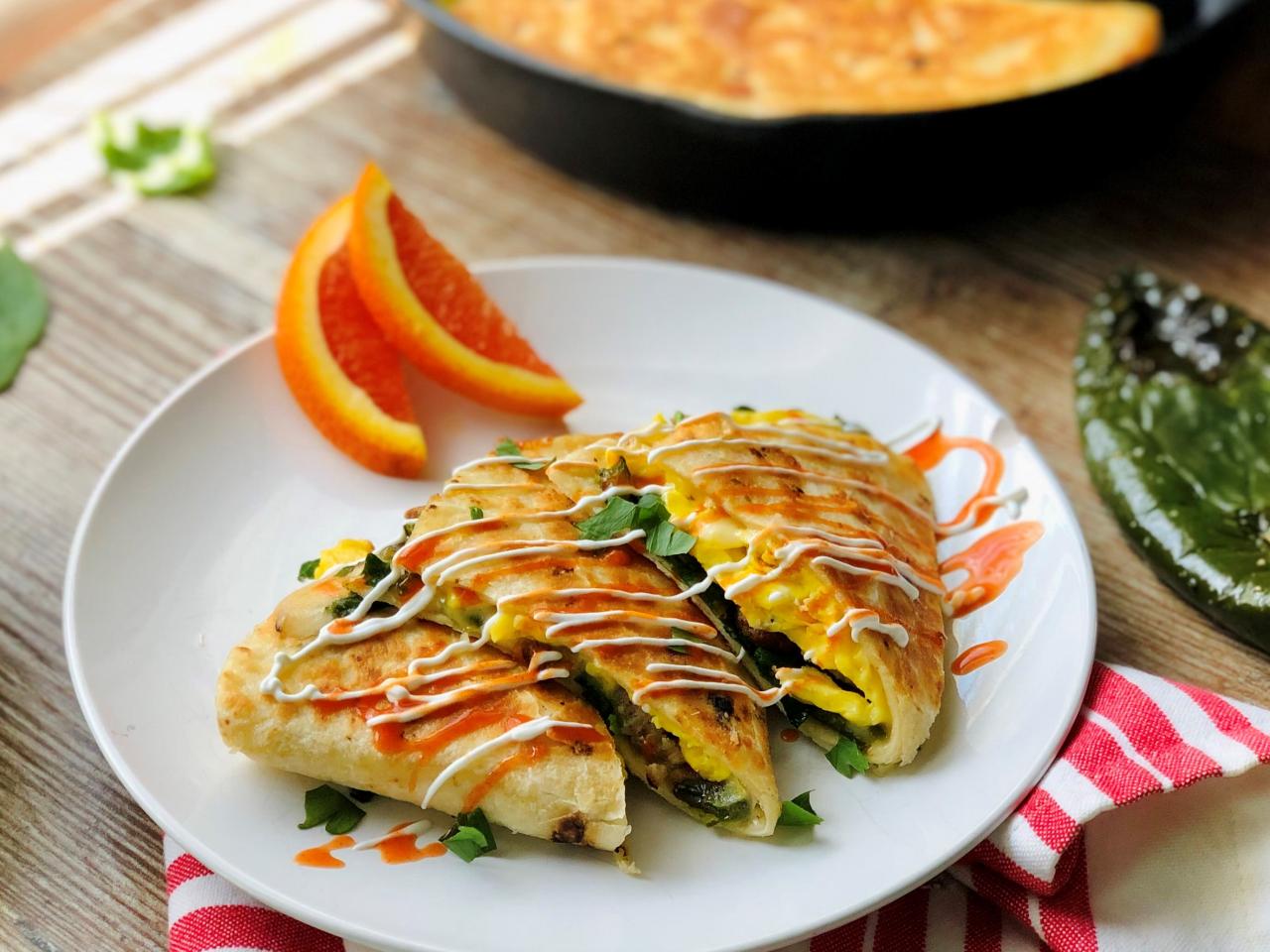 https://food.fnr.sndimg.com/content/dam/images/food/plus/fullset/2021/6/14/FNKLive_Fanny-Slater-Breakfast-Quesadilla-Maple-Sausage-Charred-Poblanos_s4x3.jpg.rend.hgtvcom.1280.960.suffix/1623883070810.jpeg