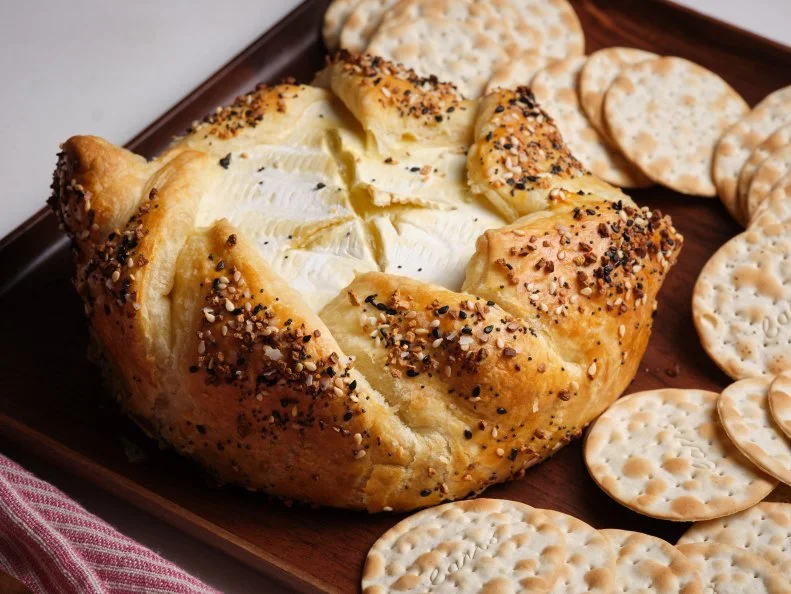 20 Melty, Creamy Baked Brie Recipes for Thanksgiving | Food Network
