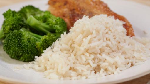 Cooking Rice for a Crowd (Baked Method)