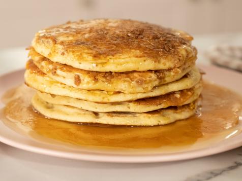 Cinnamon Streusel Pancakes